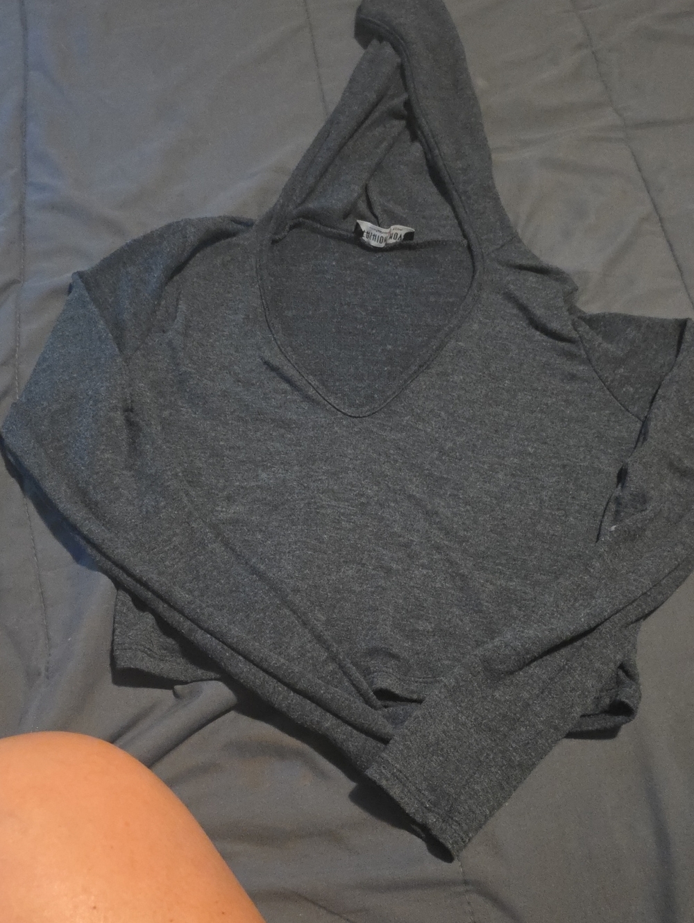 Fashion Nova Women's Charcoal Gray V-Neck Hooded Pullover